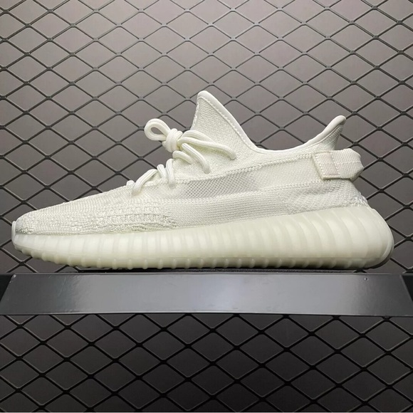 Adidas Yeezy Boost 350 V2 Bone (Discontinued) - Picture 4 of 8